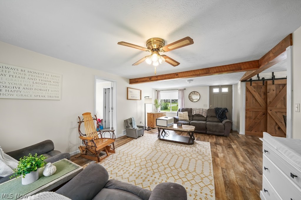 6175 Downs Road NW Warren OH 44481
