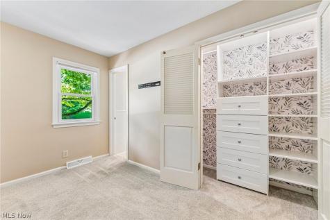 865 Old Spring Road Copley OH 44321