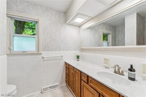 865 Old Spring Road Copley OH 44321