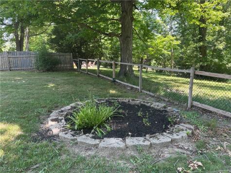 79 Hickory Hill Road Painesville OH 44077