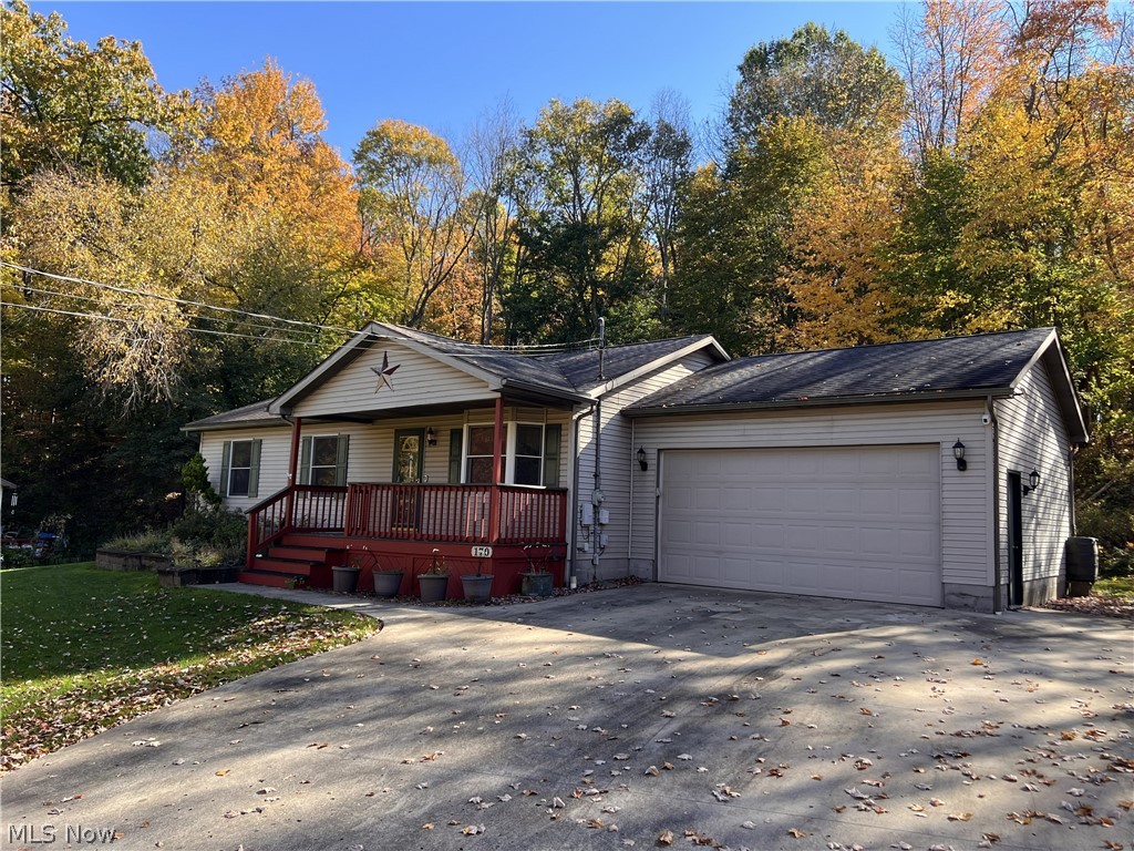 170 French St Road East Palestine OH 44413