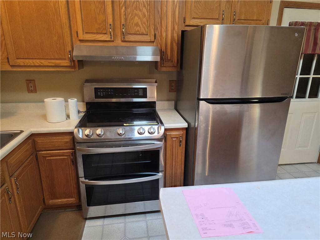 170 French St Road East Palestine OH 44413