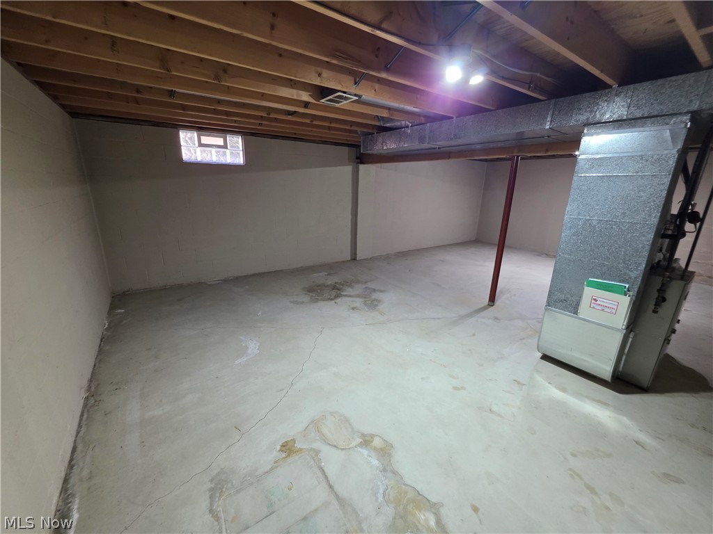 170 French St Road East Palestine OH 44413
