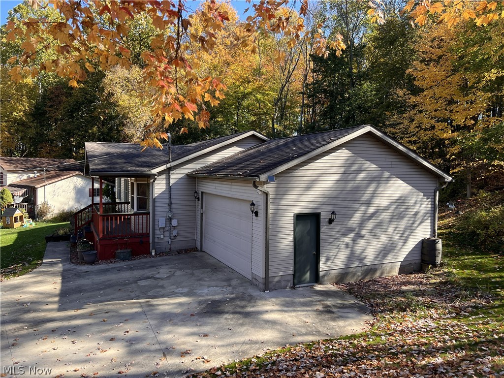 170 French St Road East Palestine OH 44413