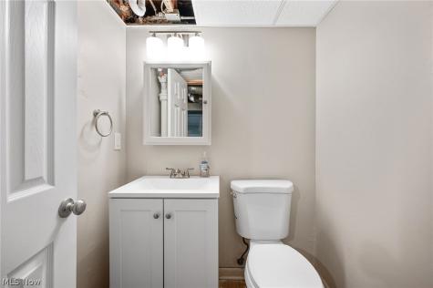 5234 Erwin Street Maple Heights OH 44137