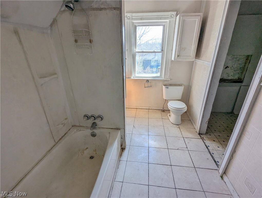 406 Hazlett Avenue NW Canton OH 44708