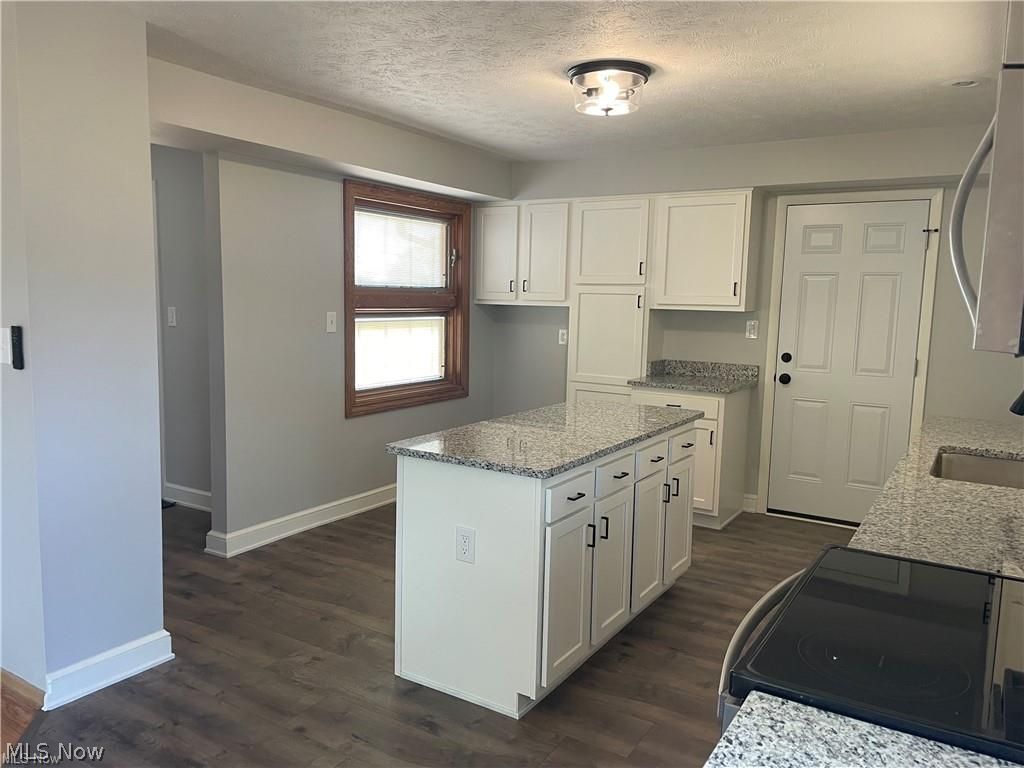 8045 Royal Ridge Drive Parma OH 44129