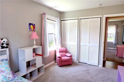 556 Keys Drive Elyria OH 44035