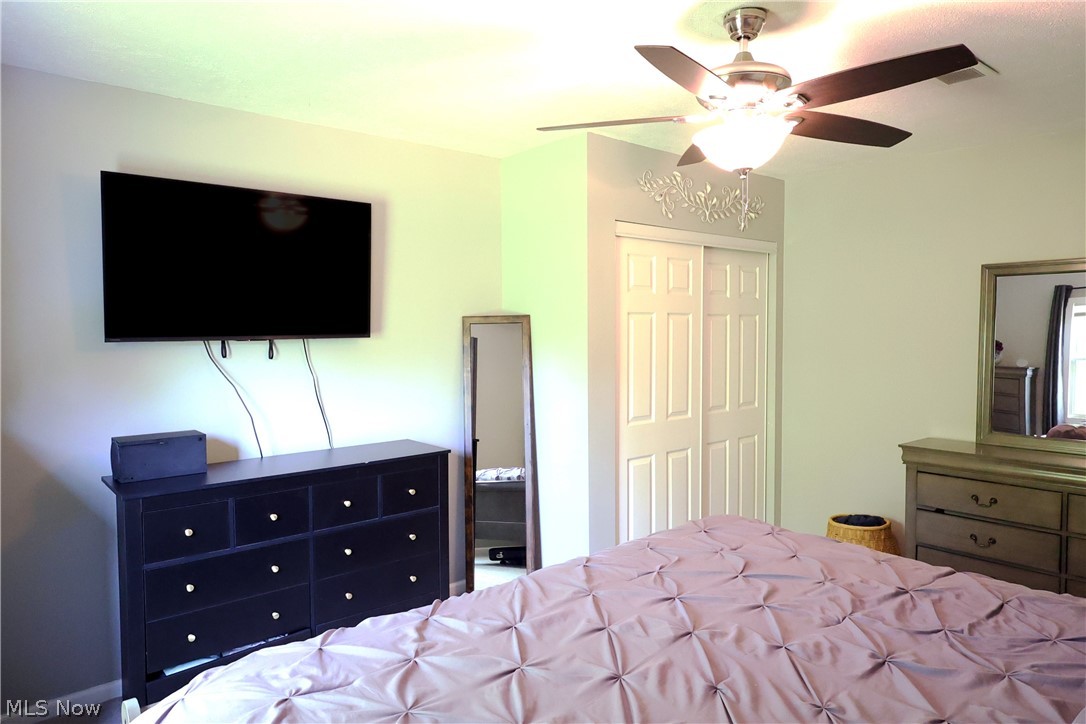 556 Keys Drive Elyria OH 44035