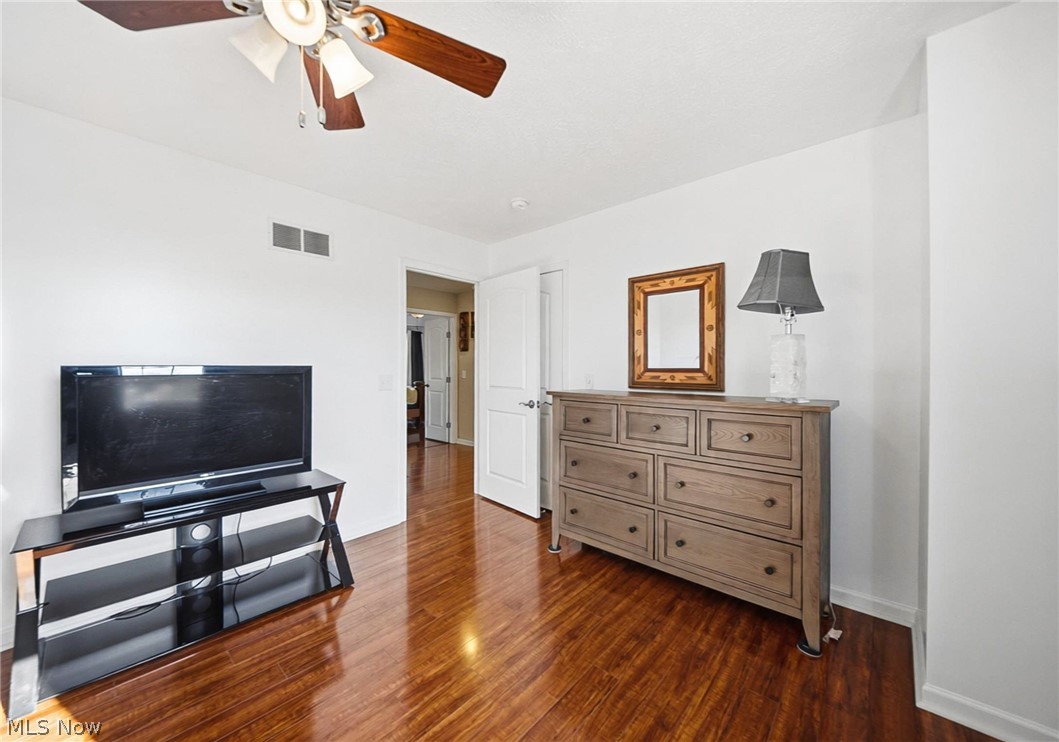 18229 Clare Court Strongsville OH 44149