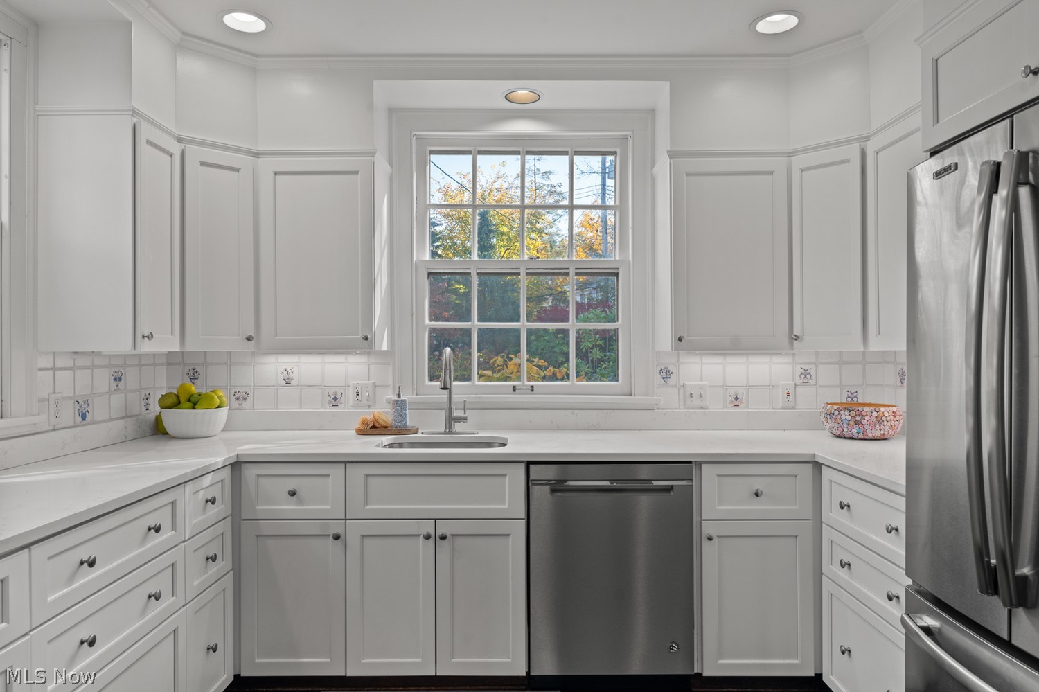 2717 Wadsworth Road Shaker Heights OH 44122