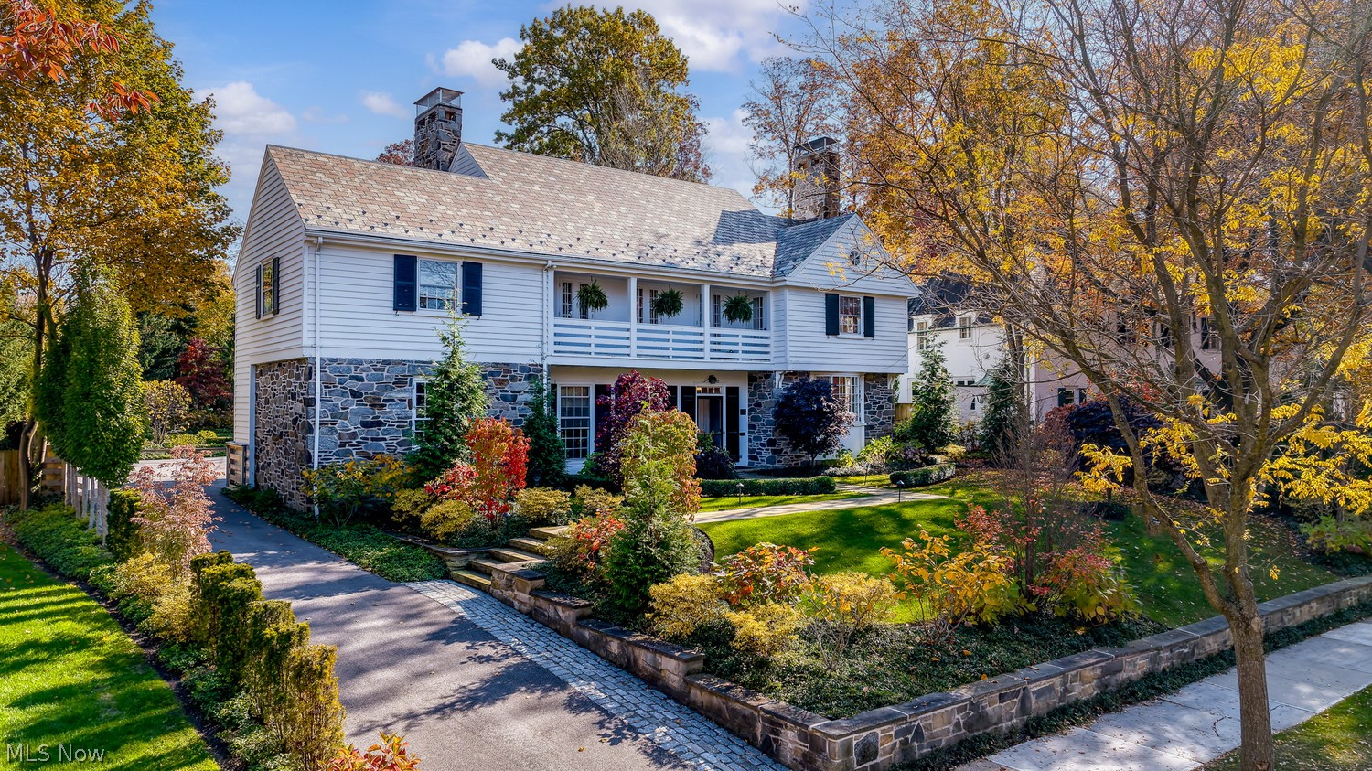 2717 Wadsworth Road Shaker Heights OH 44122