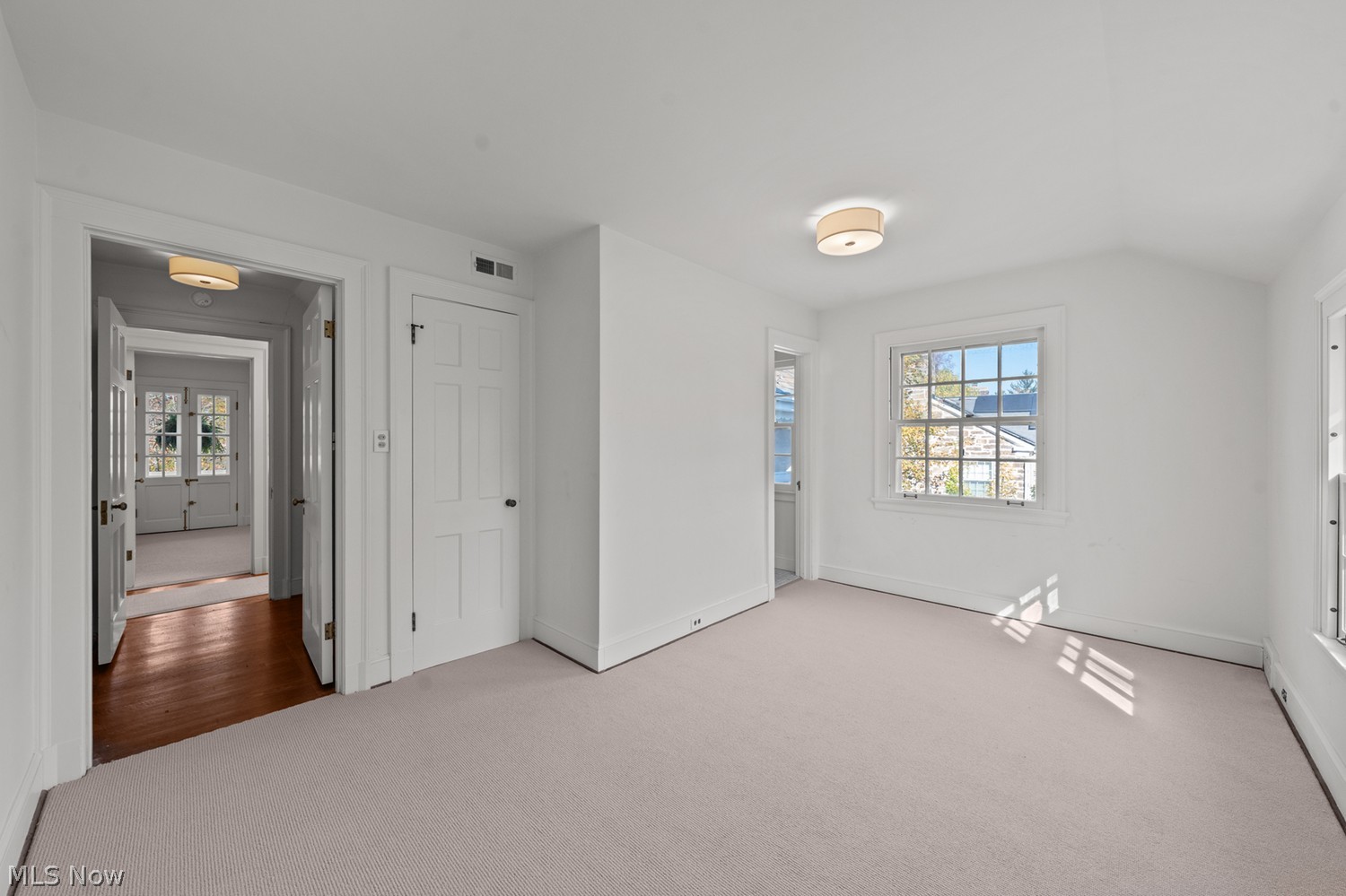 2717 Wadsworth Road Shaker Heights OH 44122