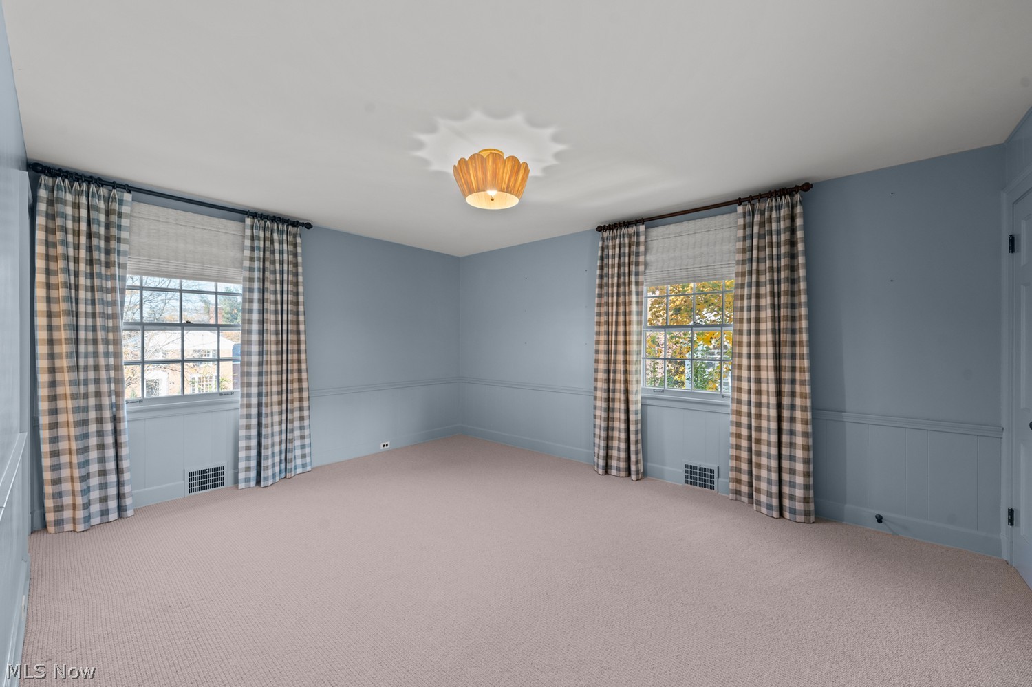 2717 Wadsworth Road Shaker Heights OH 44122
