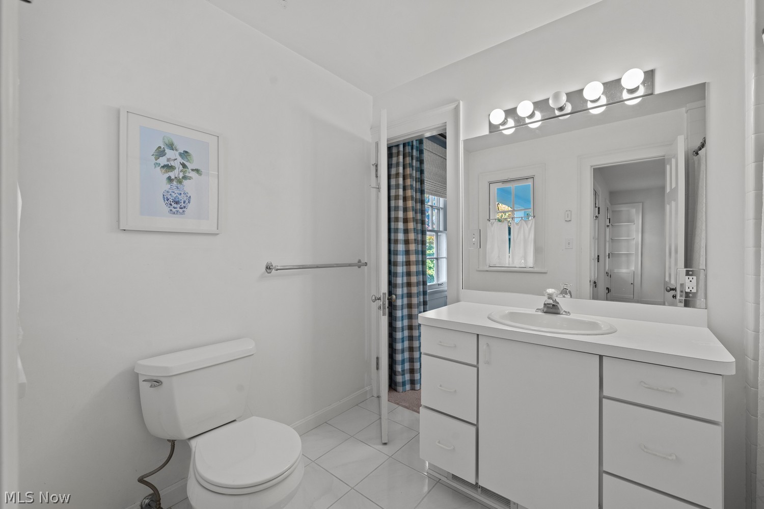 2717 Wadsworth Road Shaker Heights OH 44122