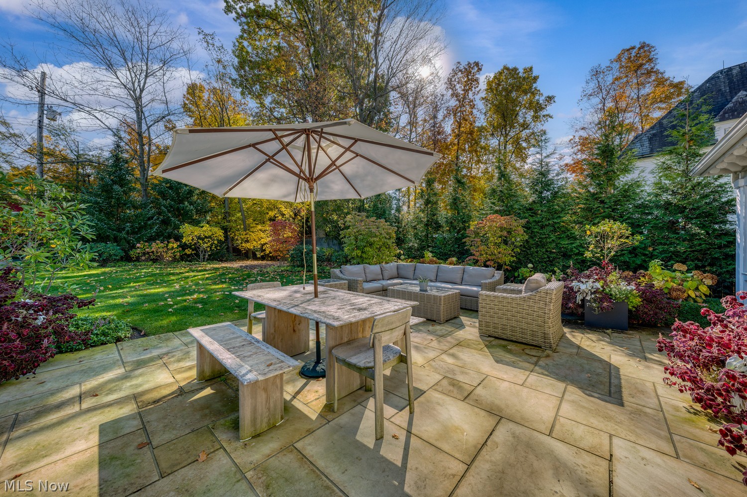 2717 Wadsworth Road Shaker Heights OH 44122