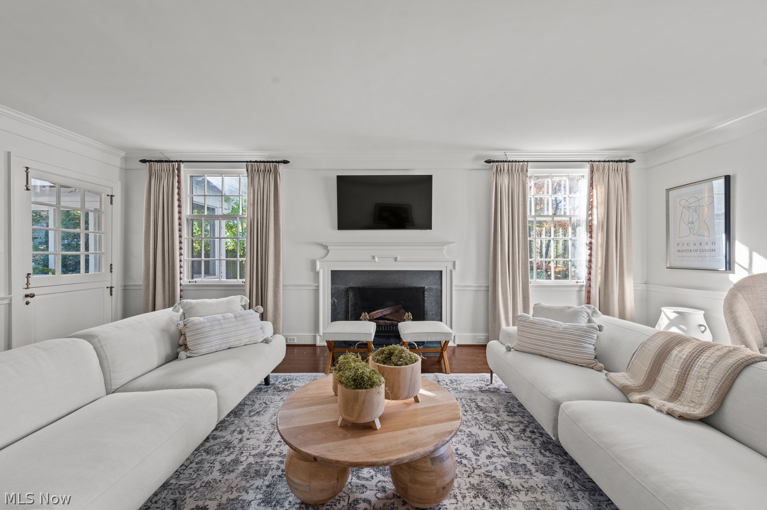 2717 Wadsworth Road Shaker Heights OH 44122
