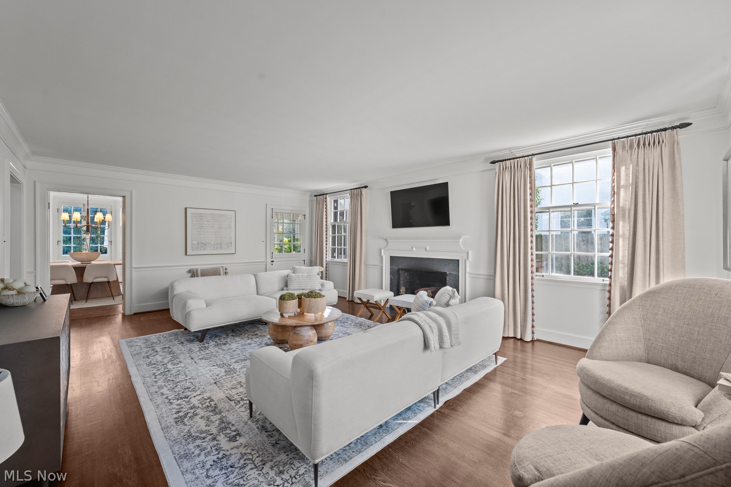 2717 Wadsworth Road Shaker Heights OH 44122