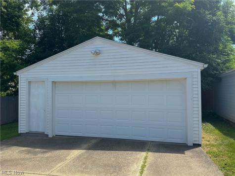 1275 Sawyer Avenue Akron OH 44310