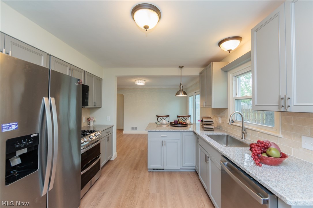 5906 Twin Lakes Drive Parma OH 44129