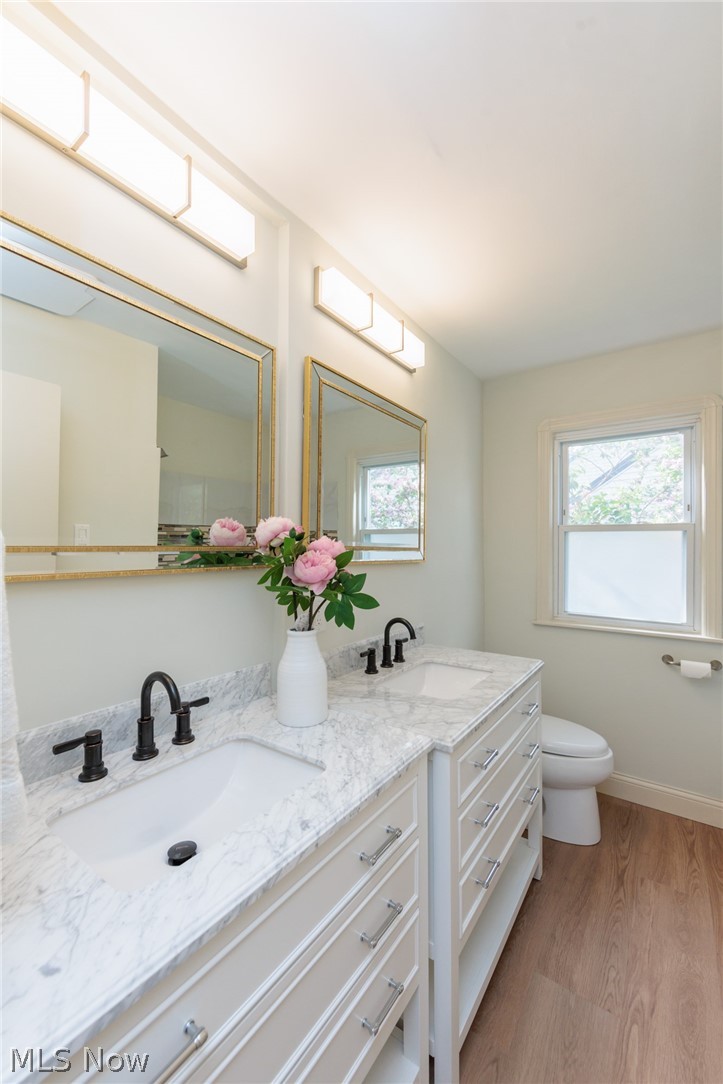 5906 Twin Lakes Drive Parma OH 44129