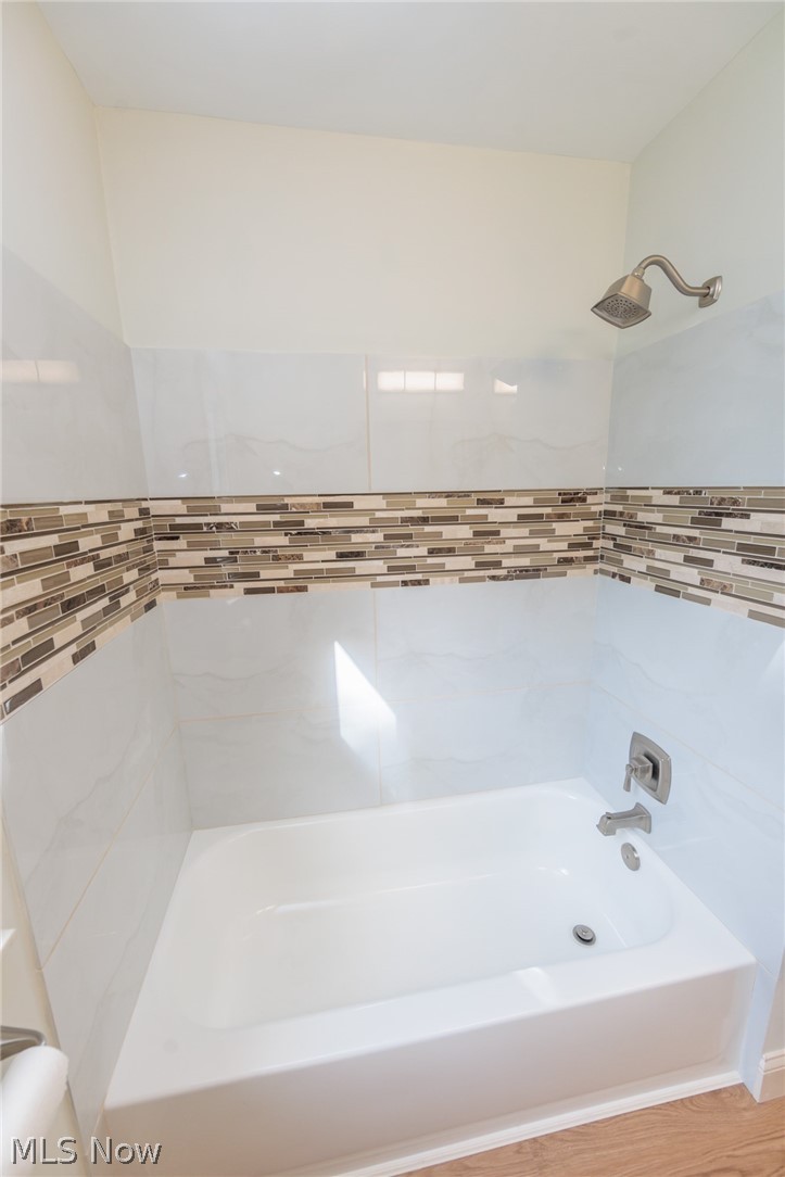5906 Twin Lakes Drive Parma OH 44129