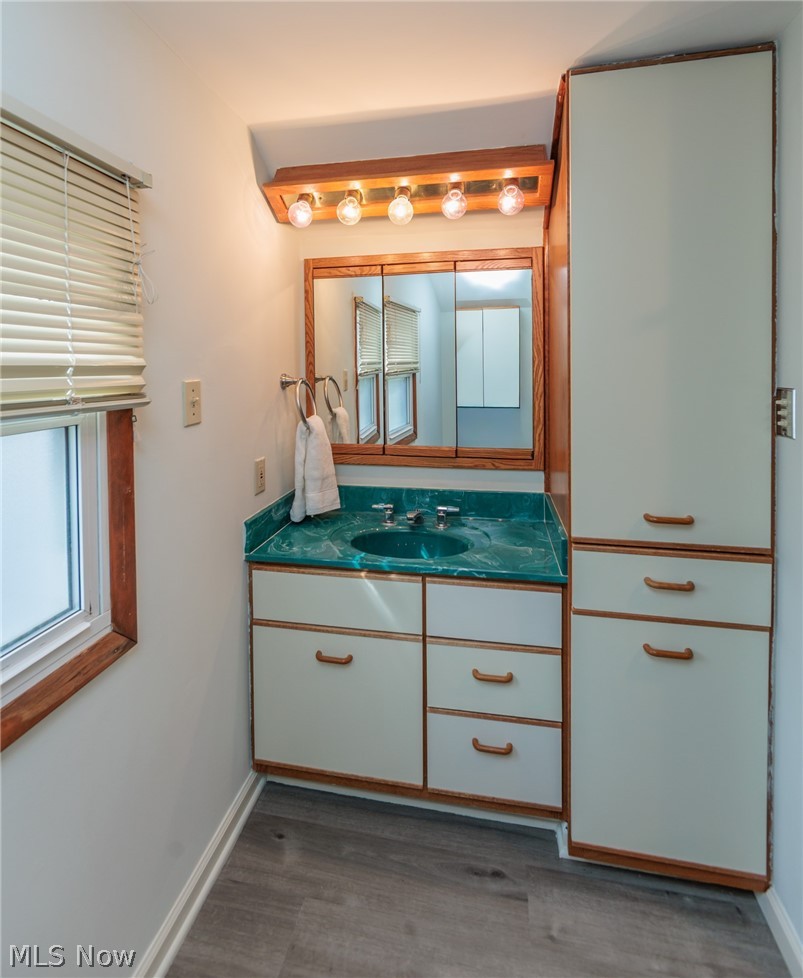 5906 Twin Lakes Drive Parma OH 44129