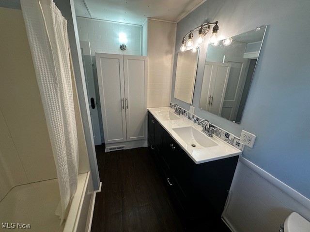 230 Helen Avenue Akron OH 44310