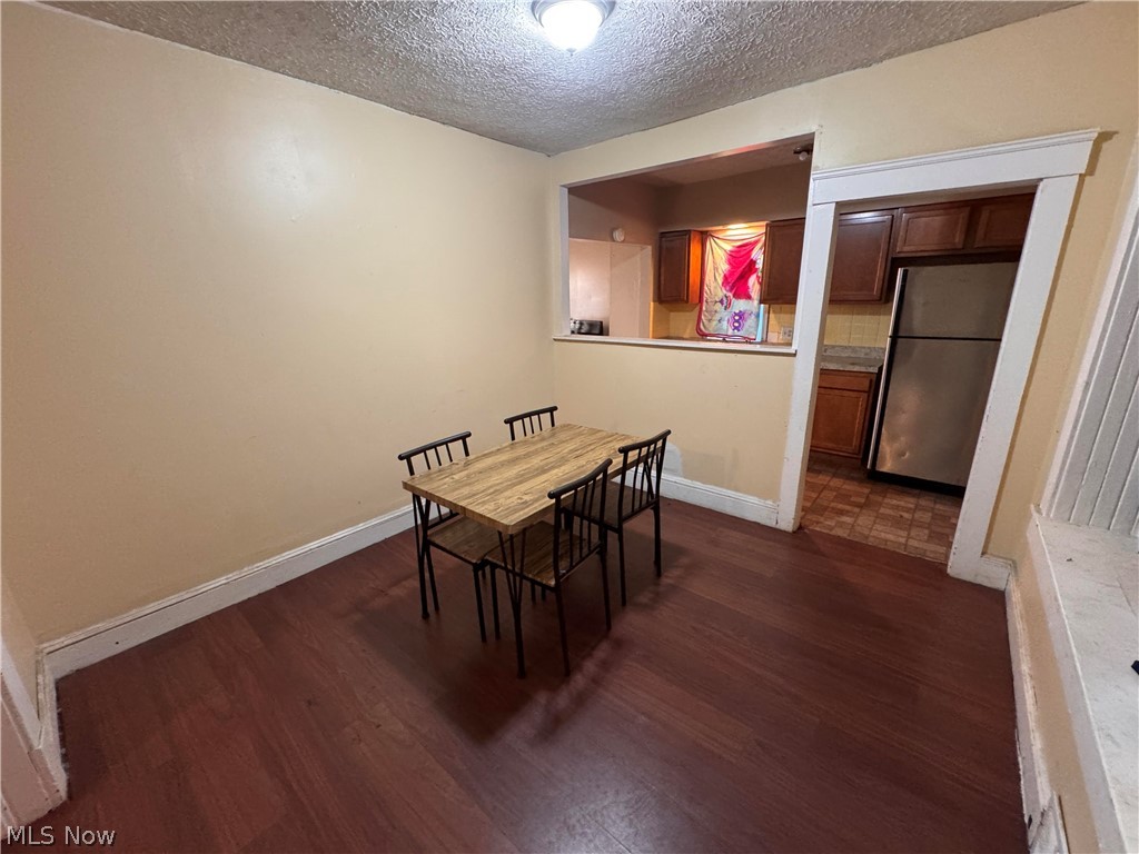 10907 Hull Avenue Cleveland OH 44106