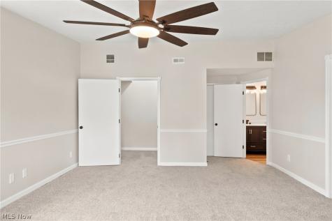 1053 Wellfleet Drive Grafton OH 44044