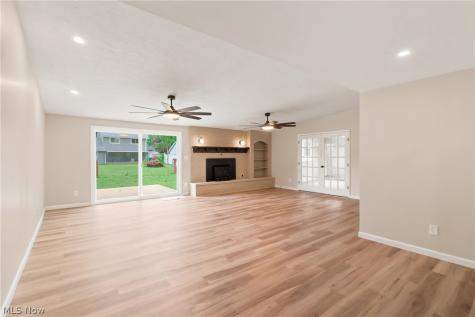 1053 Wellfleet Drive Grafton OH 44044