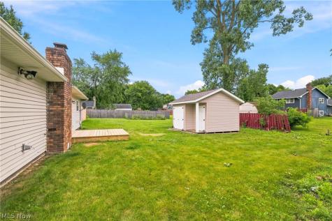 1053 Wellfleet Drive Grafton OH 44044