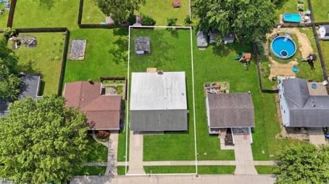 1053 Wellfleet Drive Grafton OH 44044