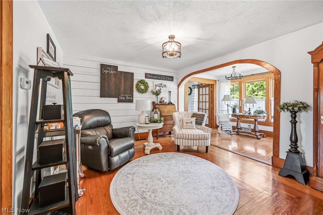 2628 State Route 534 Southington OH 44470