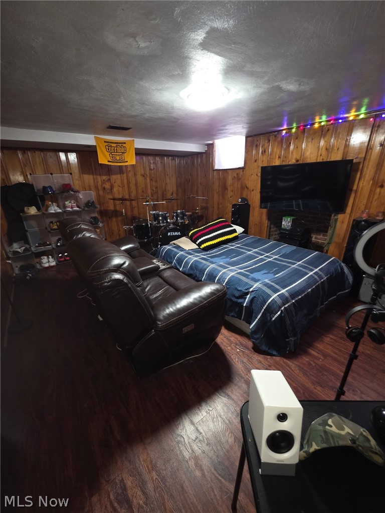 2370 N Taylor Road East Cleveland OH 44112