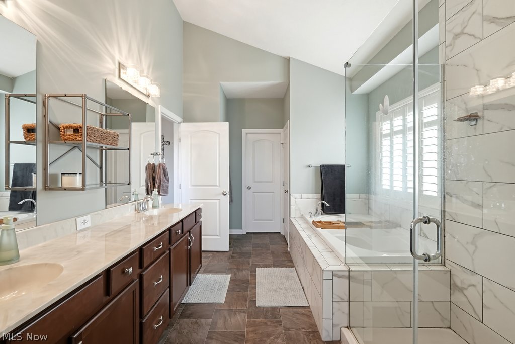 8033 Brook Circle Macedonia OH 44056