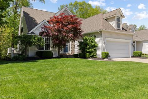 435 Country Walk Amherst OH 44001