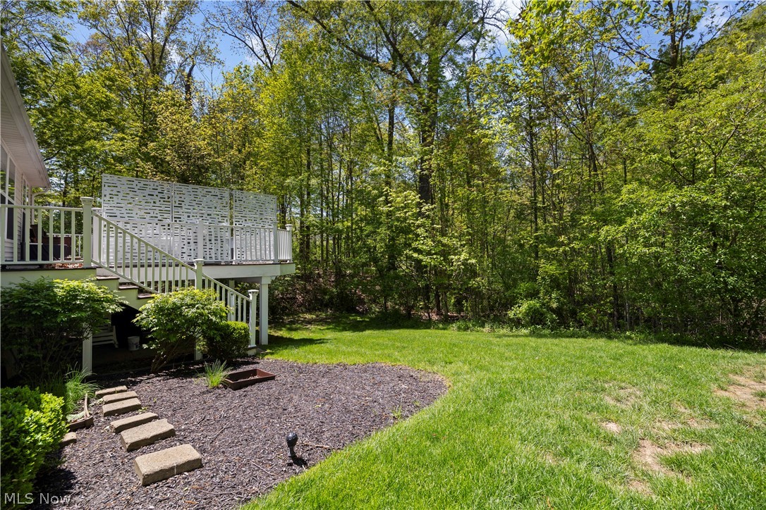 435 Country Walk Amherst OH 44001