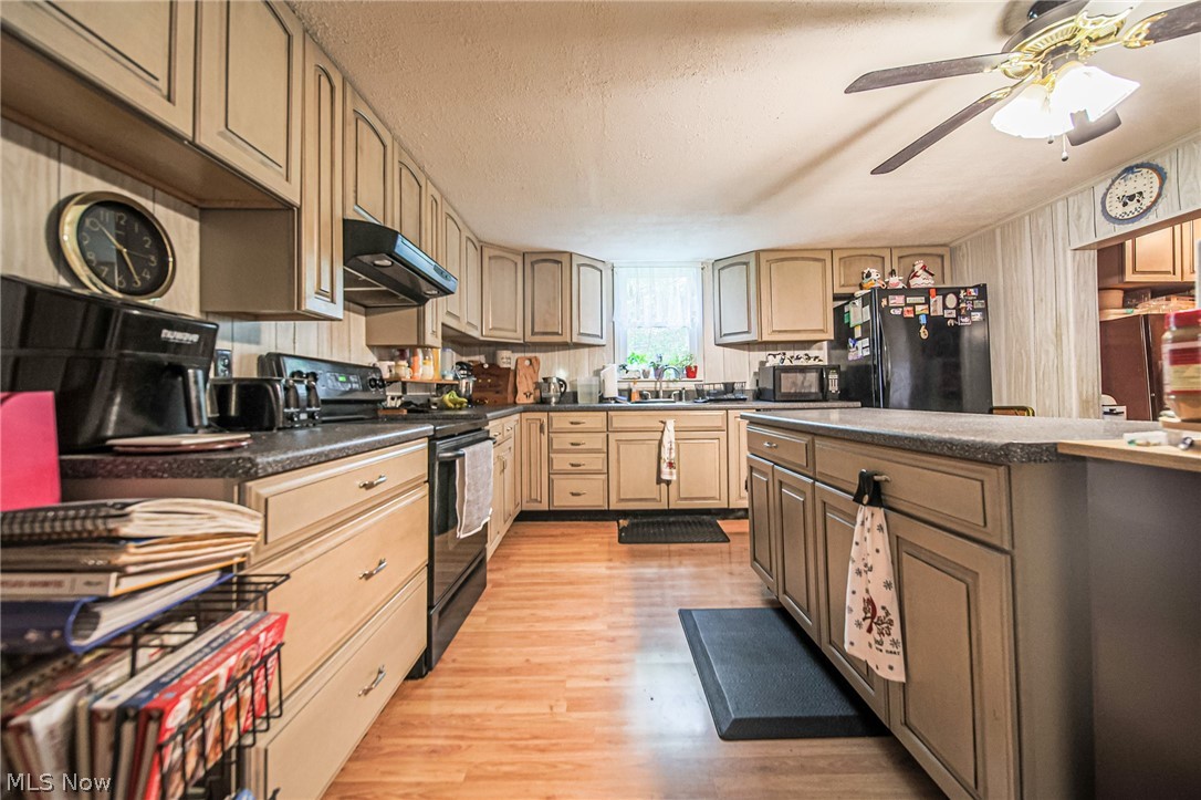7785 Jewell Grenville Road Kinsman OH 44428