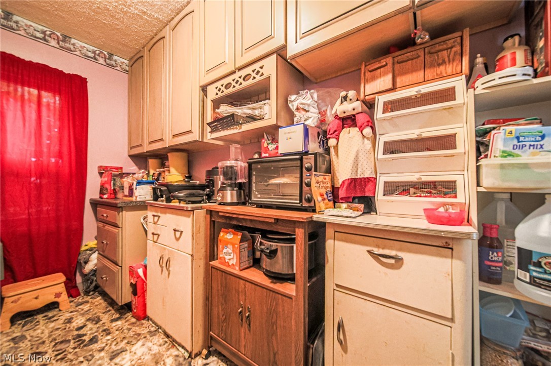 7785 Jewell Grenville Road Kinsman OH 44428