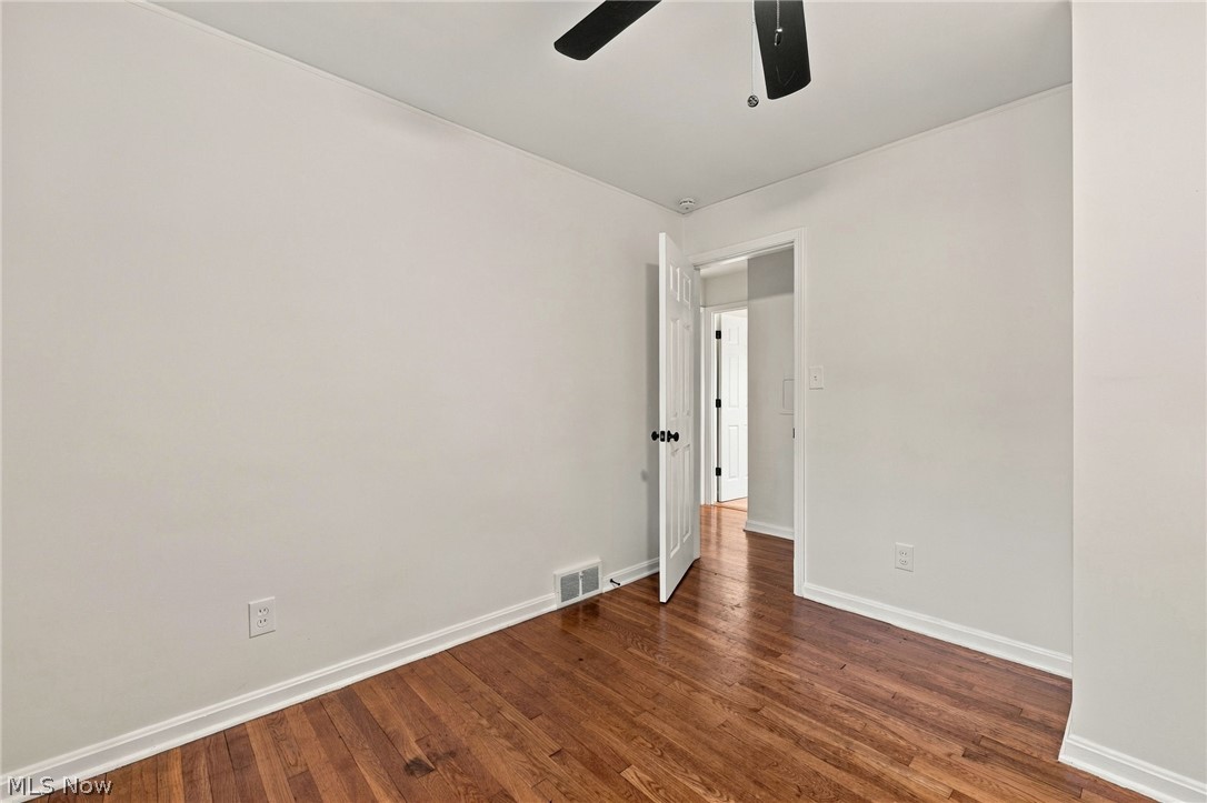 24914 E Oakland Bay Village OH 44140