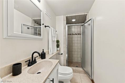 24914 E Oakland Bay Village OH 44140