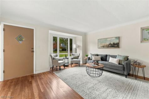 24914 E Oakland Bay Village OH 44140