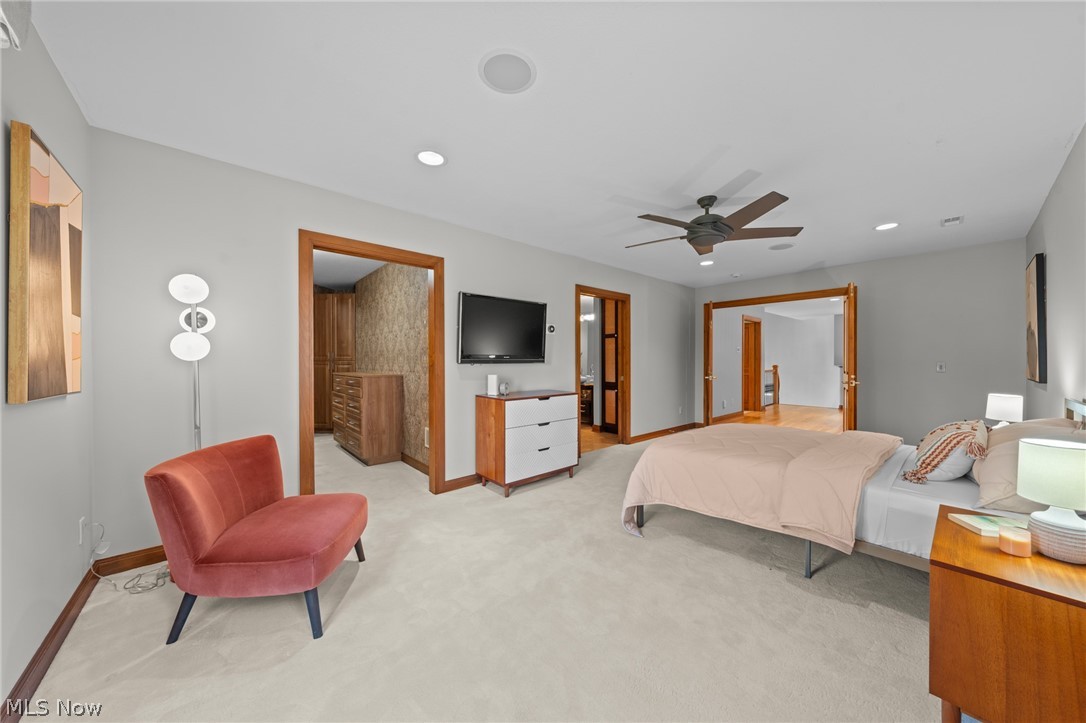 60 Hamlet Court Bratenahl OH 44108