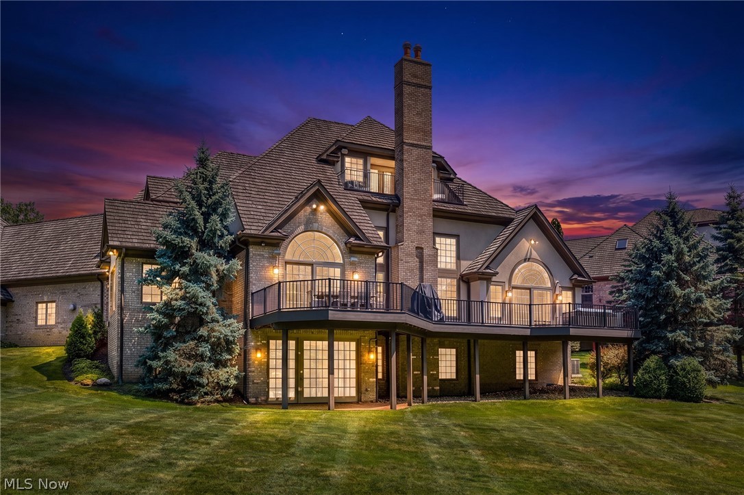 60 Hamlet Court Bratenahl OH 44108