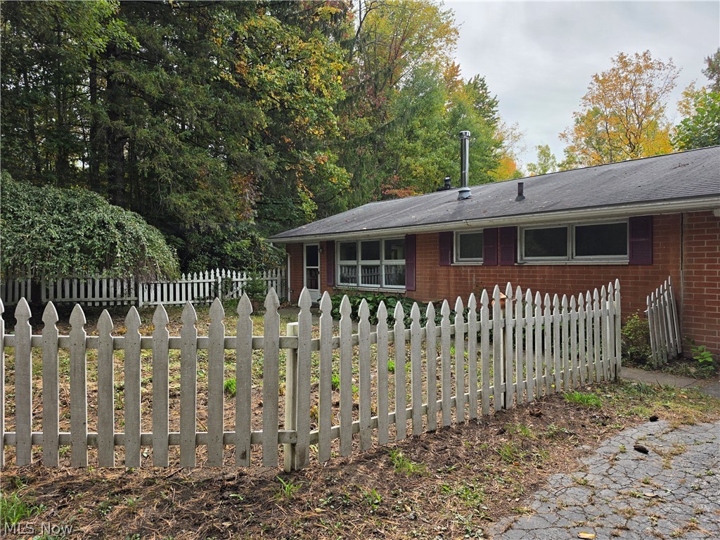 10057 Thwing Road Chardon OH 44024