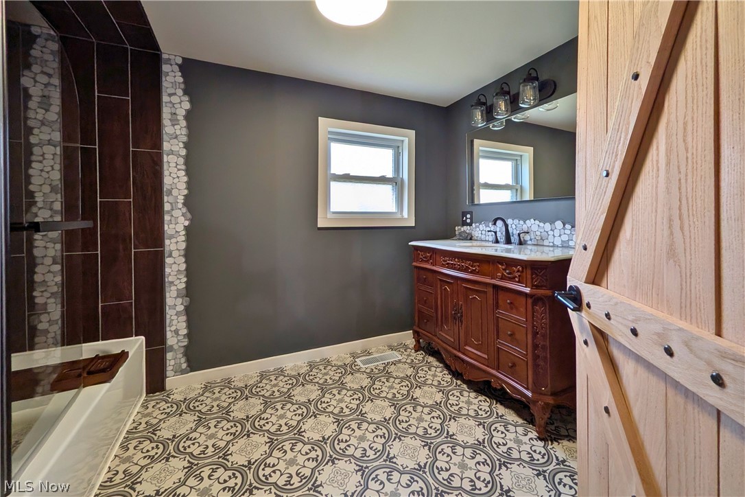 12972 Gilmore Road SE Port Washington OH 43837
