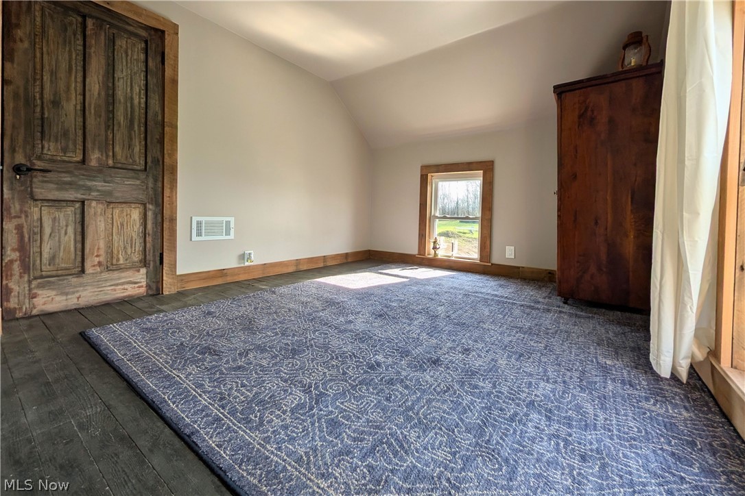 12972 Gilmore Road SE Port Washington OH 43837