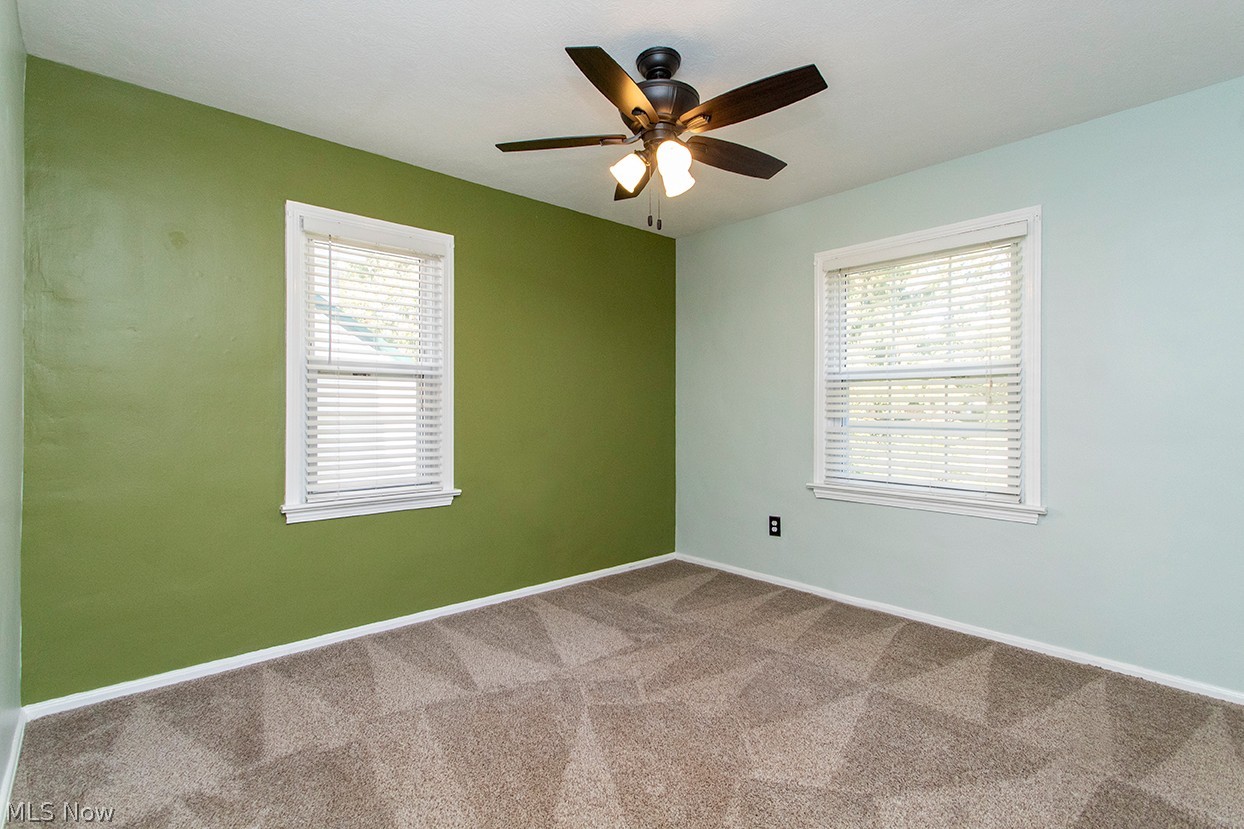 5802 Elmhurst Road North Olmsted OH 44070
