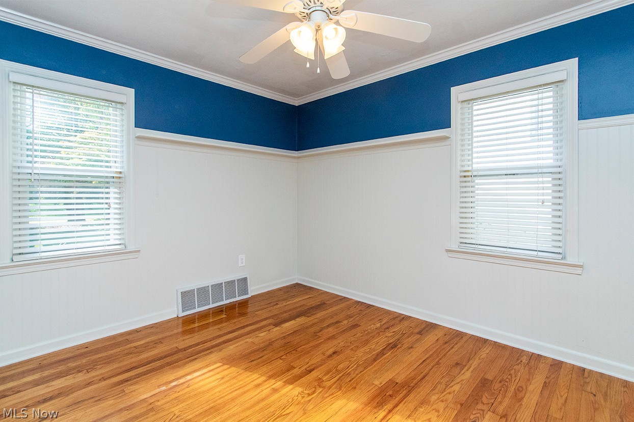 5802 Elmhurst Road North Olmsted OH 44070